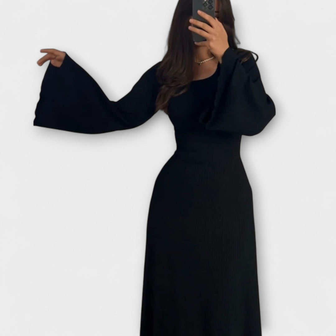 Jocelyn - Stylish Knitted Dress with Waist Detail