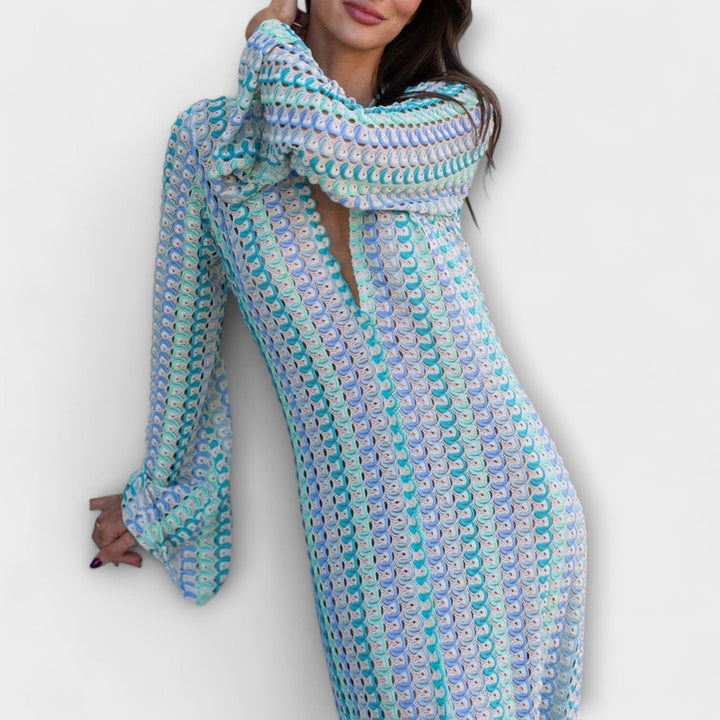 Elina – Maxi Dress with V-Neck and Holiday Flair