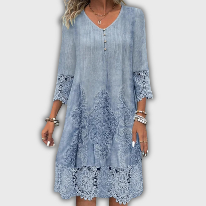Evelyn – Elegant Lace V-Neck Dress