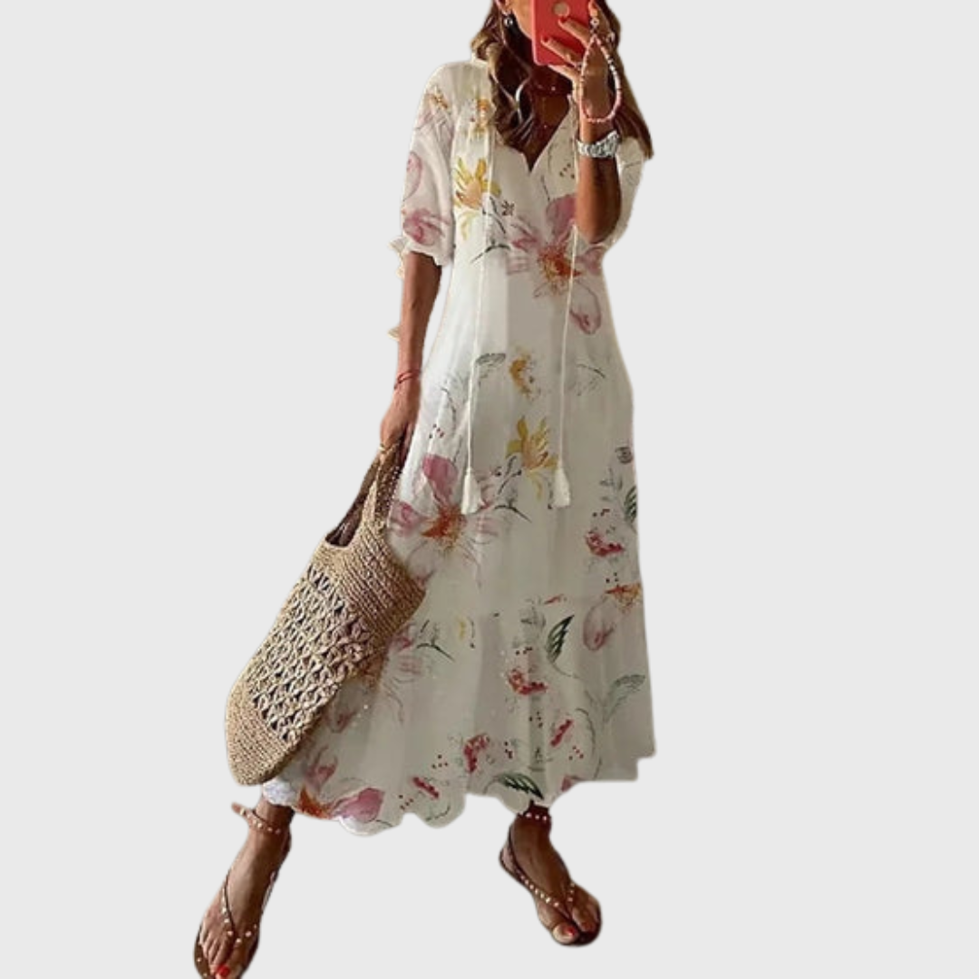 Béatrice | Boho Vintage Dress with V-Neck and Button Pattern