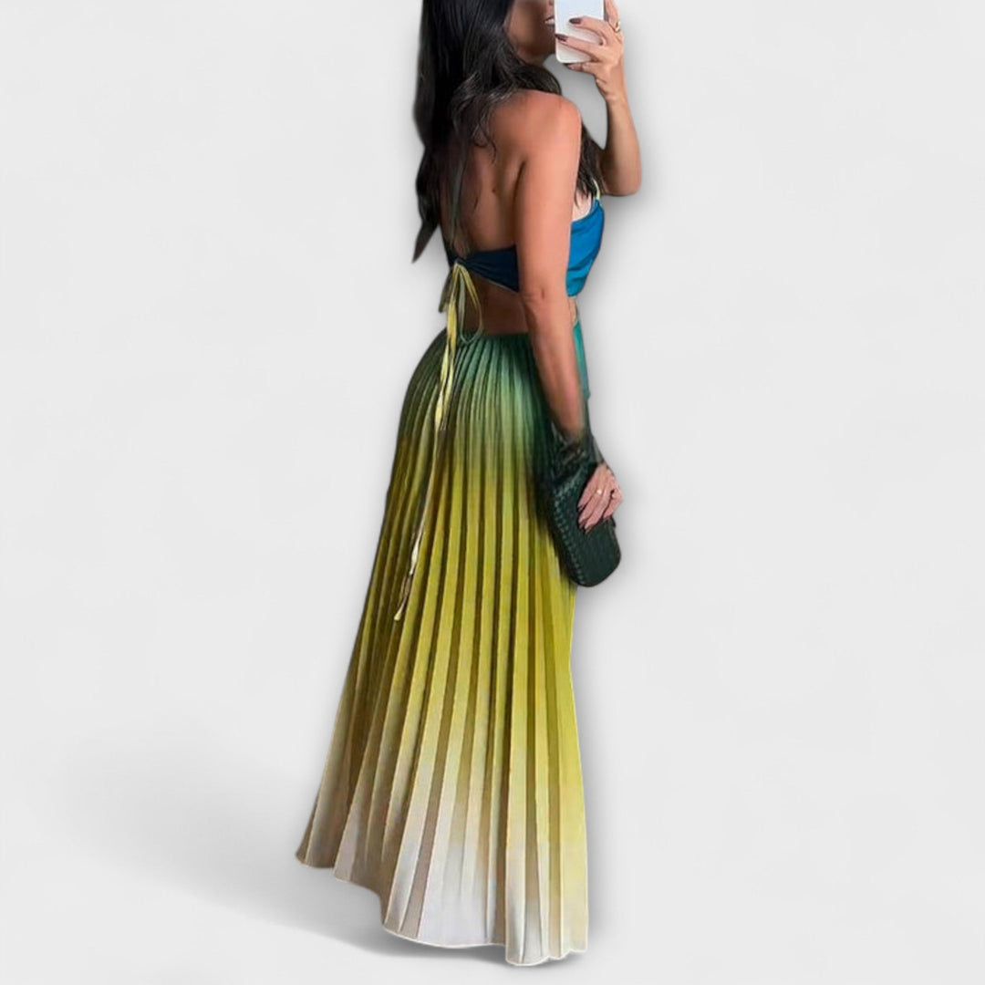 Haven – Stylish Backless Maxi Dress with Gradient and Tie Pleats