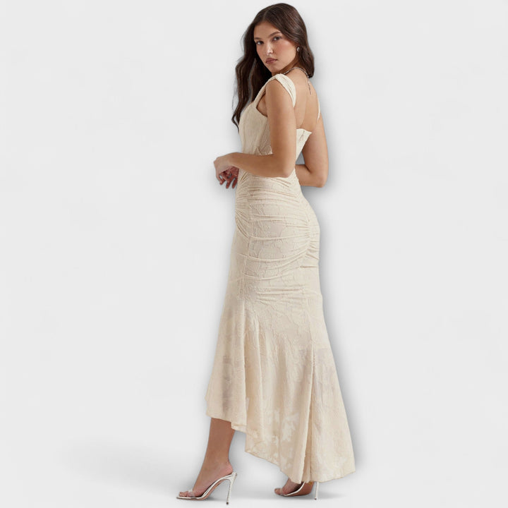 Renske - Elegant and Refined Dress with Corset