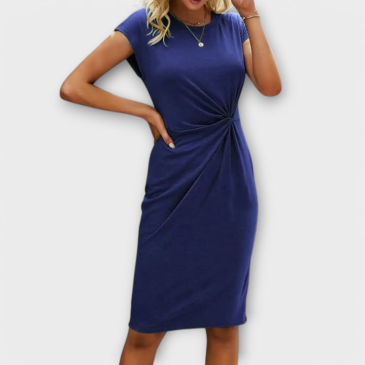 Clara - Elegant Fitted Women's Dress