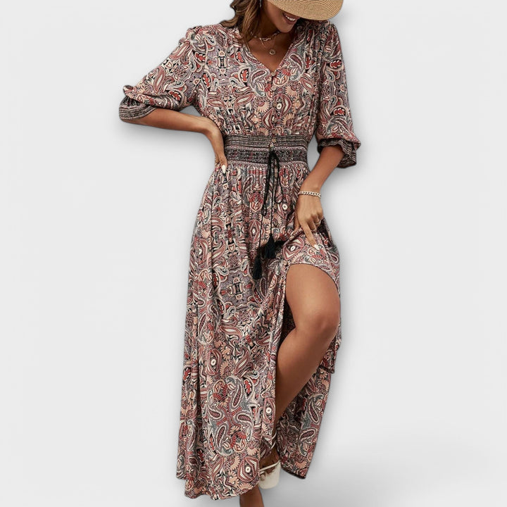 Vera - Classic Vintage Dress